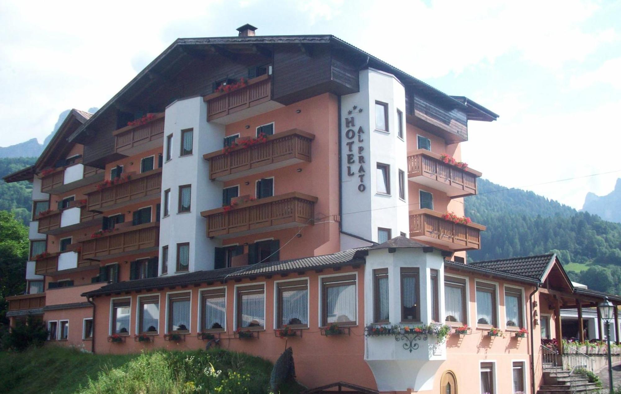 Hotel Al Prato Фьера-ди-Примьеро Экстерьер фото