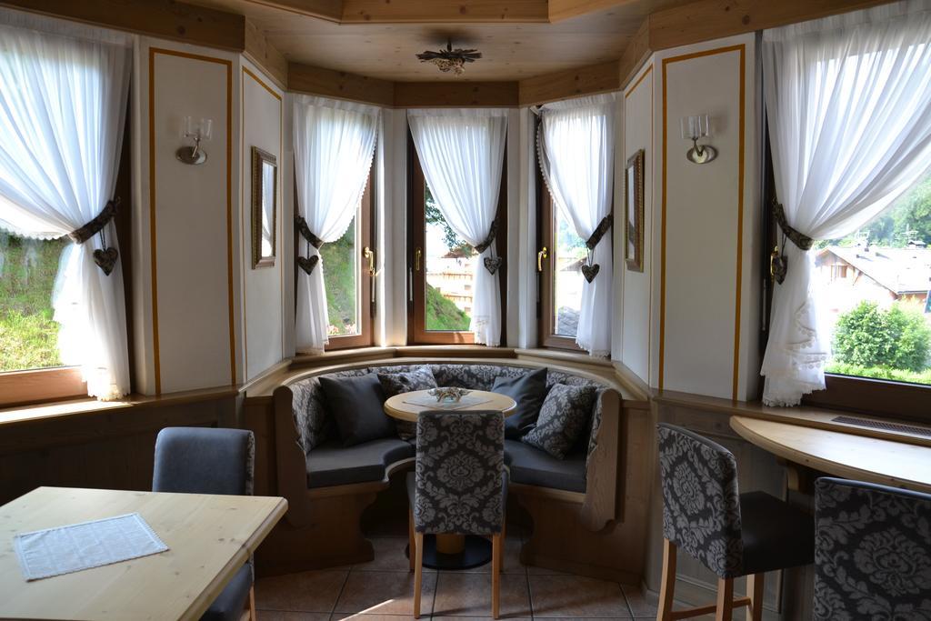 Hotel Al Prato Фьера-ди-Примьеро Экстерьер фото