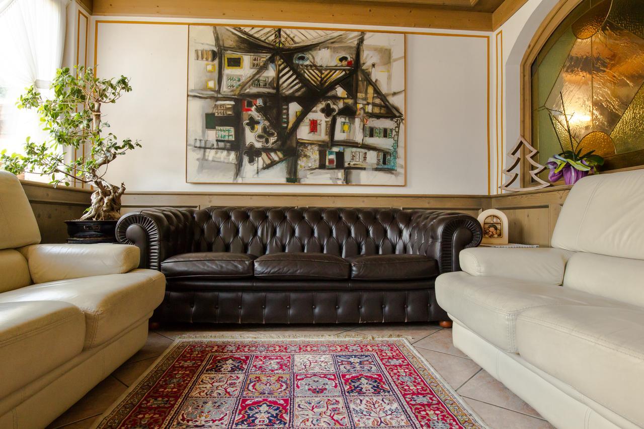 Hotel Al Prato Фьера-ди-Примьеро Экстерьер фото